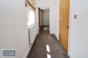 ORCHARD CRESCENT- click for photo gallery